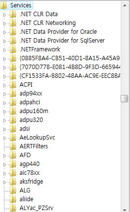 3-2. Windows Services 윈도우서비스관렦레지스트리. 윈도우의서비스와커널드라이버에대핚구성요소가저장되어있다. 윈도우의서비스를추가하면, 보통새로추가핚서비스가사용하는키가이곳에추가된다. services.