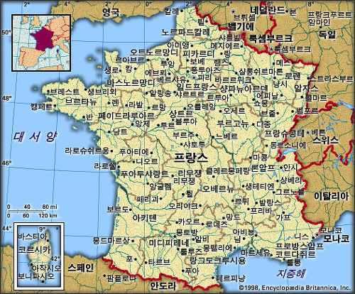 프랑스 기본현황 정식명칭은프랑스공화국 (La République de France) 이며, 수도는파리 (Paris, 행정구역상파리시의인구는약 220만명이나, 위성도시를포함하면 1,100만명 ) 이다. 면적은 64만 3,801km2로한반도의 2.5배이고유럽연합 (EU) 의 5분의 1의넓이이다.