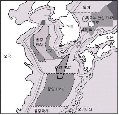 지속가능한동북아시아해양질서의모색 19 자료 : Koo(2009: 178) 의지도 7.1 을부분수정. 그림 2. 동북아시아의잠정조치구역 포함돼있는것을알수있다 (Kim, 2004: 254-257). 한일신어업협정 은동해에서의해양질서를실질적으로변화시켰다.