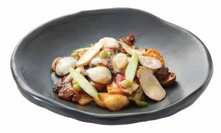 SEAFOOD 32,000 Stir-Fried Shredded Seafood, Mushroom & Beef 33,000 Mixed Seafood & Vegetables with