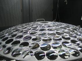 반사방지코팅기술기반자외선차단기능의고굴절률안경렌즈 안염, 초자체경화등을유발할수있고, UVB (280 315 nm) 는각막과방수에흡수됨으로써결막염, 각막염및설안염등을일으킬수있다 [1]. 따라서안경렌즈에서자외선차단기능매우중요하다.