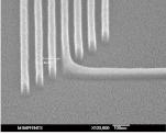 (a)30nm Line (b)10nm dia/40nm period [Fig. 4] Nanoimprinting results (MII). 여나노임프린트공정을할수있는장비를개발했으나최근에는임프린트공정의생산성을 40 wph 까지높일수있는대면적고속생산방식의시스템을개발하고있다.