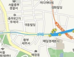 남산스퀘어 [PM] Leasing Information - CBD General Information Space Availability ( 단위 : 3.3 m2 ) 주소서울시중구퇴계로 173 해당층전용면적임대면적입주가능시기 위치 3/4 호선충무로역도보 2 분 23F 115.79 183.20 연면적 22,764 3.