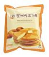 생콩가루원주교구 500g 4,800 원국내산백태 100% 로날것으로섭취하는것보다찌개나국에넣어익혀드시면더소화흡수율이높아지고고소한맛을느끼실수있습니다.