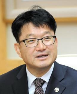 생명의숲국민운동이사 산림정책연구회이사