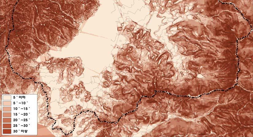 9%), 20 이상이 13.08km2 (36.5%) 로나타남 < 경사분석 > 구분 면적 ( km2 ) 구성비 (%) 비고 계 35.