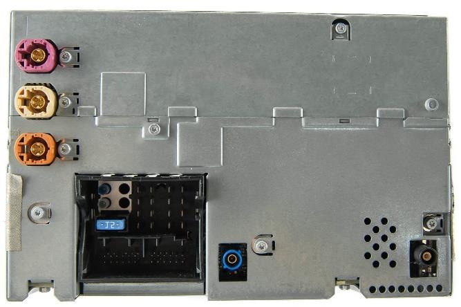 LVDS 커넥터를 LVDS IN / OUT PCB 에연결하고, 제공된 LVDS