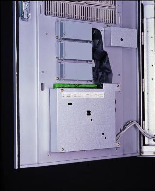 Liebert NX: Remote Communication 3 Relay Card SNMP Web Card
