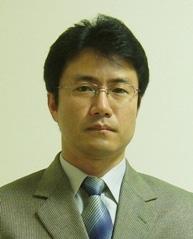 특발성측만증청소년의 Schroth 3 차원운동이콥스각과복부근지구력및유연성, 평형성에미치는영향 이장규 (Jang-Kyu Lee) [ 정회원 ] 2003 년 2 월 :