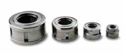 WSK COLLET CHUCK _Oil hole type WSKC For Spindle Through Coolant ( 주문제작 ) STYLE CODE NO. RANGE WSKC6-4.0 4 WSKC6 WSKC6-5.0 5 WSKC6-6.0 6 WSKC10-6.0 6 WSKC10-7.0 7 WSKC10 WSKC10-8.0 8 WSKC10-9.