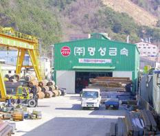 발전단조품생산임직원본사및 1공장 : 경남김해시주촌면내삼리 1074-3번지, 2공장 : 경남김해시진영읍좌곤리