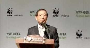 세계환경도시상 EARTH HOUR CITY CHALLENGE 1600+ 1,600 PANDAS+ KOREA 판다프로젝트 세계환경도시상 (EHCC) 은국제적인환경도시를만들고, 이를장려하기위해제정된상입니다. 2015년 17개국 166개의도시가대회에참여했습니다.