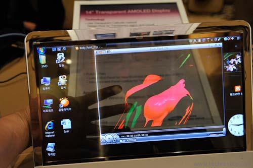 INDUSTRY NOTE 기아자동차삼영전자 (005680) (000270) < 표 2> 대부분의 Android Tablet 의사양은동일, 차별화가능성낮음 Spec Samsung Galaxy Tab 2 10.