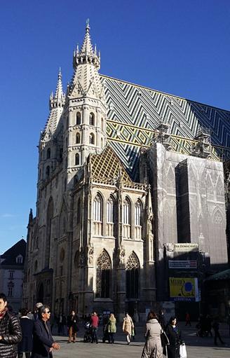 Technicality & Impression -3 (3) 슈테판성당 오스트리아최대의고딕양식건물로서, 1147 년로마네스크양식으로건설을시작하였고, 1258 년빈을휩쓸었던대화재로전소되었다가 1263 년보헤미아왕에의해재건되었다.