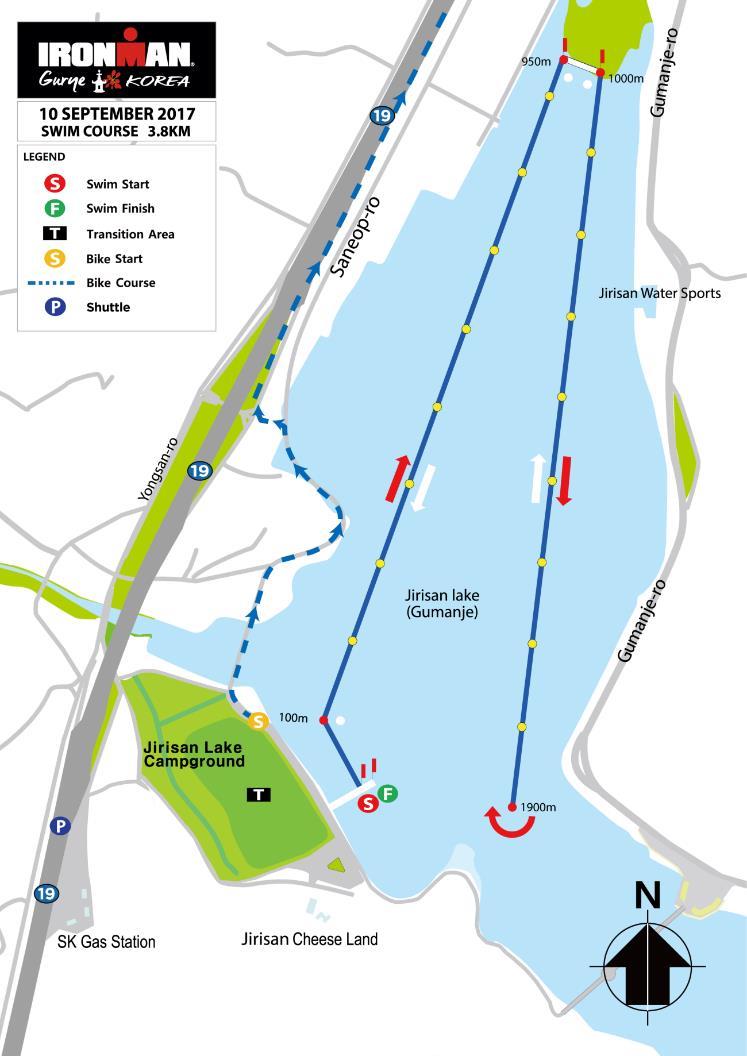 SWIM COURSE 3.8KM 컷오프시간 개인출발시간기준, 출발후 2 시간 20 분수려한지리산자락아래자리잡은지리산호수에서맑고잔잔한물길을가르는 3.8km 수영으로대회를시작합니다. 수영경기는 1 회전으로먼저로프의바깥쪽 ( 왼편 ) 으로수영하여, 중간계측지점인공기주입식게이트를통과하면서반환점을돌아로프안쪽 ( 왼편 ) 으로진행해출발지점으로돌아오면됩니다.