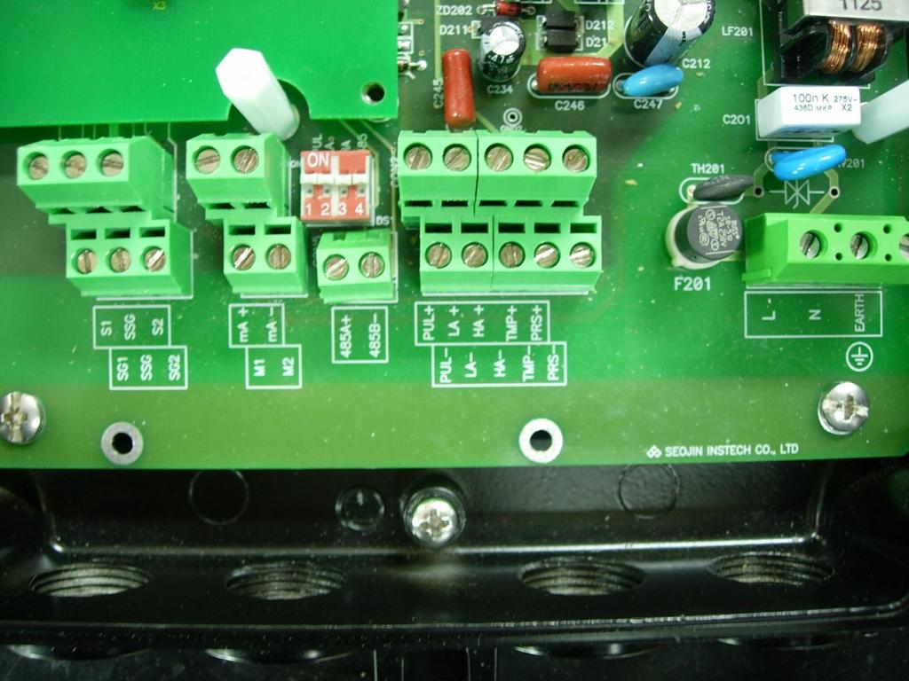 GROUND2 SG2 SG2 청색( 복선- 실드) COIL+ M1 M1 적색( 단선) COIL- M2 M2 흑색( 단선) GROUND SSG SSG 황색( 단선) POWER - L, N - POWER EARTH -