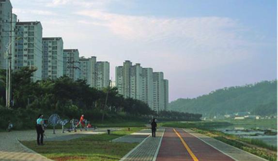 일산호수공원 왕숙천길 (서울 중랑구~경기도 구리, 산책로 km) (서울 은평구 증산동과 고양시 경계,