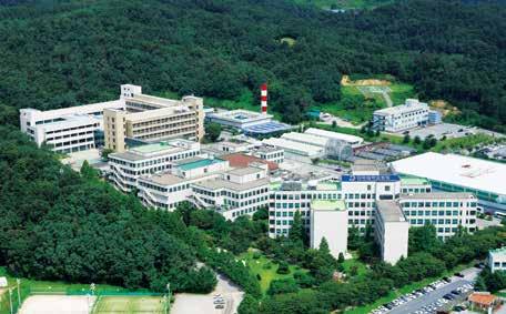 국제관 2013 년에개관한국제관은지상 6 층규모의건물로대학의국제화전진기지역할을하고있다.