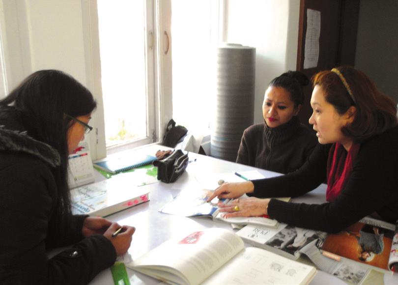 네팔에카타신협의여성기술훈련센터 - 대안경제모델발굴! 여성의경제자립을꿈꾸다 아시아위민브릿지두런두런과 2012 년부터네팔에카타신협이협력하여진행하는사업. 아시아빈곤여성들의기술개발을통해자가고용및소기업가로성장할수있는기반을마련하고장기적으로지속가능한발전을꿈꾸며시작했다.