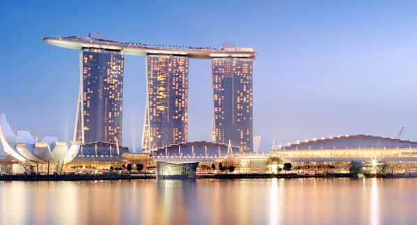 이와함께새로운대안으로부각되고있는선텍시티복합건물 (Suntec City Complex) 도쌍용건설이 1997 년 시공헀다. 싱가포르최대규모의복합건물인선텍시티는 99 년 ASEM 회의개최로유명해져, 매년국제행사가개최되는등아시아의비즈니스명소로자리잡은곳이다.
