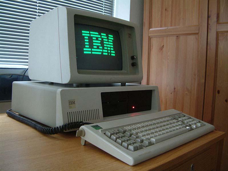 IBM PC PC(personal computer) IBM 모델명에개인용컴퓨터라는고유명사사용 현재는모든개인용컴퓨터를통칭하는일반명사 오리지널 IBM PC