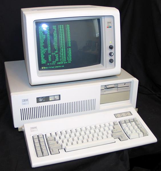 IBM PC XT 와 AT IBM PC XT (1983) i8088 프로세서 CPU 내부 16 비트, 외부 8