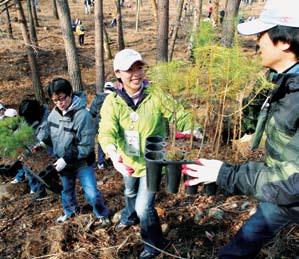 1,2 호조성 ( 각 497 m2, 1120 m2 ) 동네숲 3 호조성 숲조성 숲운동의발전방향연구 국제심포지엄개최