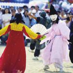 강원도 내 활동하는 뮤지션 및 마술가 등 지역별 공연자들의 무대 함께(Together) 잼스강원 을 소개해주세요!