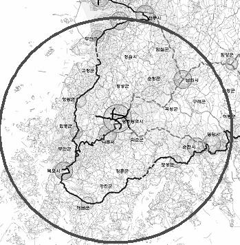 건설방재국지역계획과장설동진지역개발담당최봉현, 담당자염승열 나. 자전거도로사업추진 (1) 자전거도로사업정부에서추진중인 녹색성장 사업과연계하여도심지의심각한도시교통및환경문제를해결하고, 도민건강증진과지역경제활성화를위한자전거타기생활화운동을적극펼치고있다.