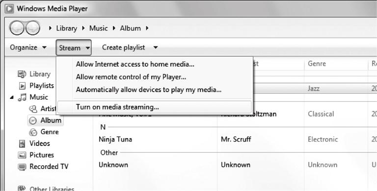 미디어서버 (PC/NAS) 에저장된음악재생하기 본기기에서 PC 또는 DLNA 호환 NAS 에저장된음악파일을재생할수있습니다. 3 Turn on media streaming 을클릭합니다.
