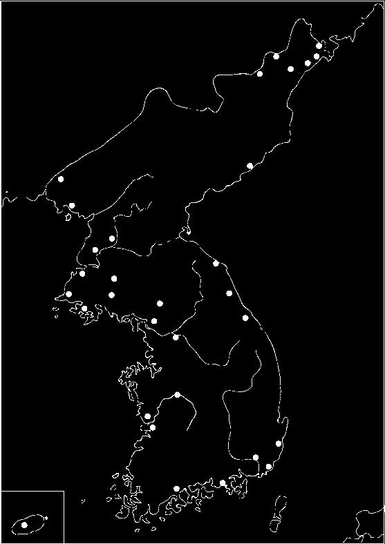 토테미즘등원시적인신앙생활을하였다. 1지강이는강가에서낚시를하고있다. 2민승이는아침일찍부터기장밭을일구고있다. 3덕훈이는뼈로만든바늘로옷을만들고있다. 4병국이는아내를구하러다른씨족이사는마을로간다. 5정욱이는이웃사람의빚을갚지못하여노비가되어끌려간다. 240. 240) 다음지도의유적지가나타내는시기의사회모습으로옳지않은것은? 238.