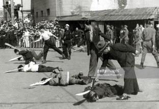 상하이에서중국국민당에 의한공산당원처형 https://www.gettyimage s.