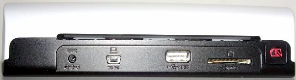 3 4 5 6 7 번호명칭기능 / 설명 3 전원커넥터 스캐너전원을켜려면, 제공된전원어댑터를스캐너에연결합니다. 스캐너전원을끄려면, 제공된전원어댑터를스캐너에서연결을끊습니다. 4 미니 USB 커넥터 USB 케이블을통해컴퓨터에연결에사용. 5 플래시디스크슬롯플래시디스크삽입에사용. 6 메모리카드슬롯메모리카드삽입에사용. 눌러서스캐너의롤러청소를합니다.