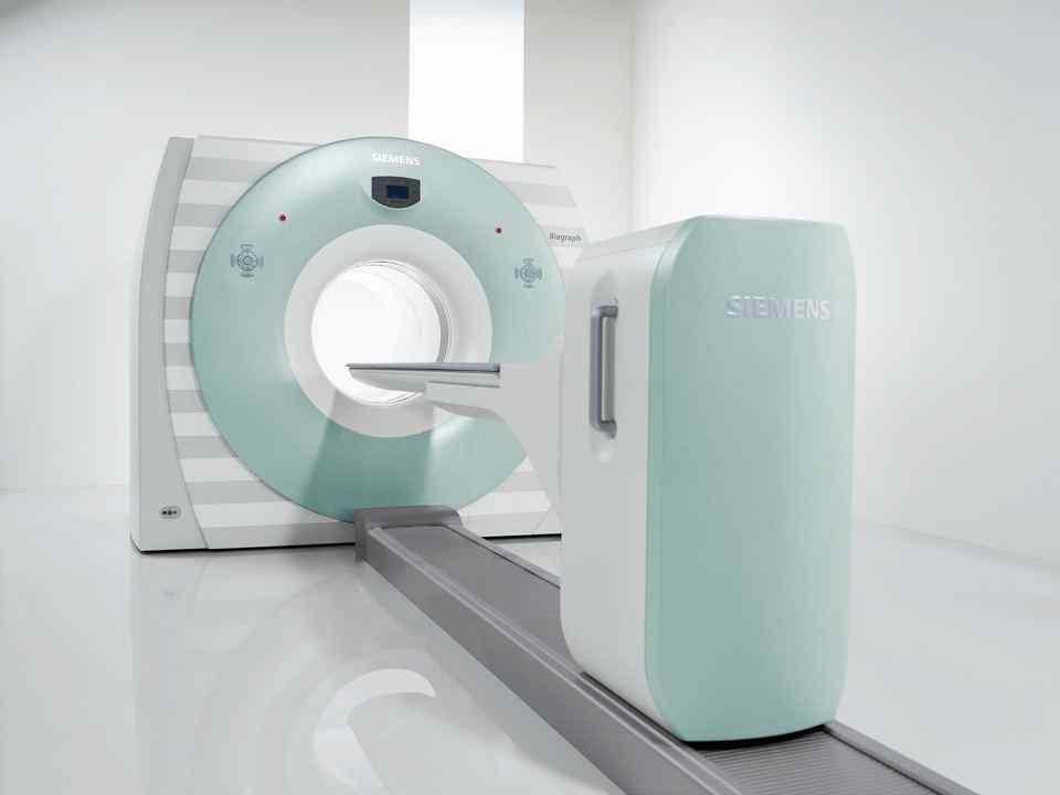 전략제품 [Simens 사의 Biograph Truepoint PET CT] [PET 영상과 CT 영상의융합 ] 친환경적인차세대 선변환센서 è 시장니즈