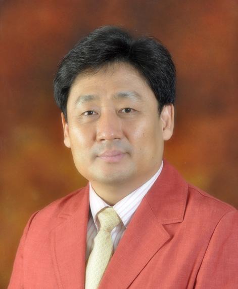 초대의글 김정태 (Jeong Tae Kim) 대한미용성형외과학회학술위원장 (Chairman, Scientific Committee, The Korean Society for Aesthetic Plastic Surgery) 안녕하십니까?