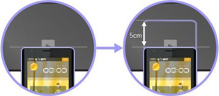 컴퓨터를 NFC 카드와페어링 시작하기전에카드가 NDEF(NFC Data Exchange Format) 인지확인하십시오. 그렇지않을경우태블릿이카드를탐지하지못합니다. 그런다음다음과같이하십시오. 1. 그림과같이 NFC 레이블바로위에카드를놓습니다. 카드의더짧은가장자리를 NFC 레이블중앙의길쭉한라인에맞춥니다. 2. 컴퓨터디스플레이방향으로 0.5cm(0.