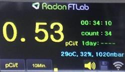 환경부형식승인제품 FRD800 Precision Radon Detector General information for RADON monitor FEATURE Precision Radon Detector Easy control : 전원키고 Start 버튼으로작동 Max 1 Month recording : 최대 1 개월저장가능 Data table : 10