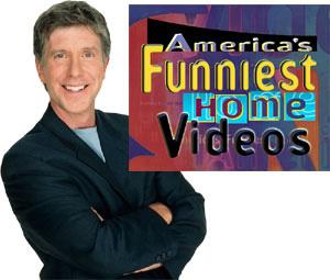 < America s Funniest Home Videos 포스터 > 라. 기타동향 일본방송국은최근프리맨틀미디어와윌리암모리스 (WMA) 에판매대리점계약을체결하는등활발한움직임을보이고있다 (JETRO, 2013).