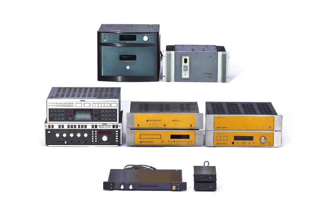 37 Mark Levinson, Jeff Rowland, Revox 외 (13pcs) 38 Threshold, Sonic Frontiers 외 (12pcs) Mark Levinson ML-2 Power-Amp (mono, 2pcs) PLS-153 Power-Supply ML-7A