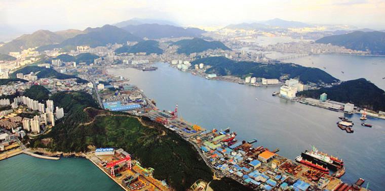 KME News in English Beyond Crisis, Creating New Opportunities Establish Marine Equipment A/S Hub in Busan, Korea Moving beyond the current crisis and creating new business opportunities, the Korean