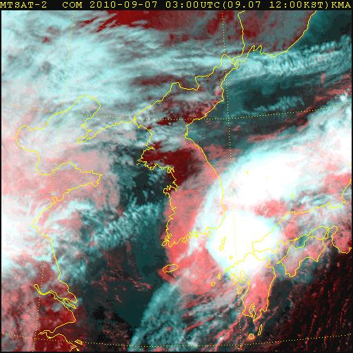 3. 15:00 23.2 N, 130.9 E 990hPa 8. 7. 12:00경대한해협통과 2010년우리나라에영향을준태풍이 3개나발생한반면, 북서태평양전체태풍발생수는 14개로연평균 26개에비해매우적었다. 이는태풍발생통계분석이시작된 1951년이래가장적은수이다.