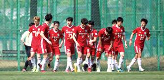 경기장에서후회없는경기를하자. 강릉시청은축구열기가높은강원도강릉시를연고로 1999 년 5 월창단됐다. 강릉시청은창단이듬해인 2000 년 전국실업축구선수권대회우승, 2004 년내셔널리그의 앞세워축구명가부활을노린다. 강릉시청부임 5 주년 을맞이한오세응감독역시탄탄한포백라인을바탕으 로한공격축구로사령탑부임첫대권도전에나선다.