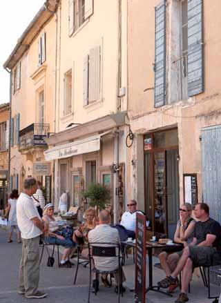 around. The Lsle sur la sorgue is highly recommended for antique collectors.