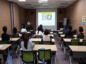 일수업을진행함 항후계획 리베라빗에서다양한서비스를개발하여경제적인이유로사람처럼살수없는환경에서조금이라도벗어날수있는도우는것, 단체나정부의도움이아니라마을주민들스스로가공유경제를통한도시재생을일굴수있도록돕는것이목표임 60) 자료