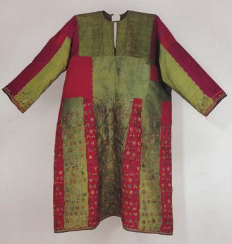 170) < 그림 24> 아바야 ( 출처 : Asian Costumes and Textiles, 2001, p.44) 의브르카 (burka) 는머리부터발목까지전신을풍성한자루로감싼듯한모양의겉옷이며, 눈부분에는망사로가려져있다.