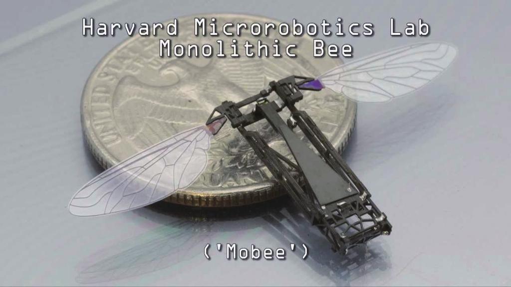 장수풍뎅이가나는현상을규명하기위하여풍동실험을통해날갯짓에따른양력과압력차이등을규명하였으며초당 38회의날갯짓이가능하다. 아직까지는꼬리날개가없어공중에서의자세제어가힘들고배터리가탑재되어있지않지만최종적으로는공중에서자세를유지하면서나는비행체를목표로연구중이다. Mobee 미국 Harvard 대학에서개발중인 Mobee는현존하는가장작은비행로봇이다.