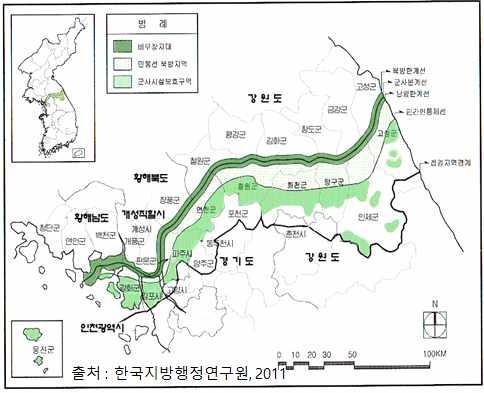 가되지않도록세밀하 < 그림 4-5> 접적지역현황게검토하여현실에맞는획기적인계획의발전이필요하다. 둘째, 접적지역이동대상주민의군작전로진입통제대책을강구해야한다. 이동명령에따라후방지역으로이동하는접적지역주민은지정된통로를이용하도록계획되어있다.