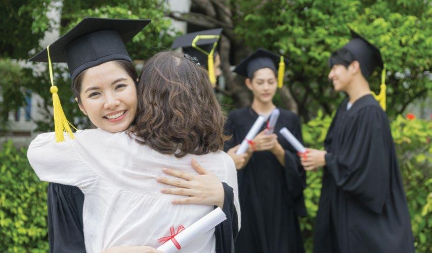 ACADEMIC EXCELLENCE 체계적인교육과정써리교육청의핵심은교육청내모든학교가교육의가치를공유하는것입니다. 체계적인교육과정을통해창의적결정적사고와능숙한의사소통능력, 상호존중의실천등을통해학생은사회구성원이될준비를마칩니다.