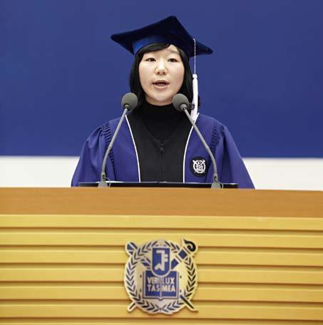 13 염수정추기경개강미사집전 서울대교구장염수정 안드레아추기경이 서울대학교개강미사를 집전했다.