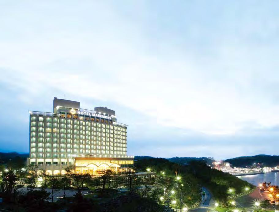 Maremons Hotel 마레몬스호텔 Situated in Sokcho, an international resort city with a thousand historical heritages, Maremons Hotel is a five-star